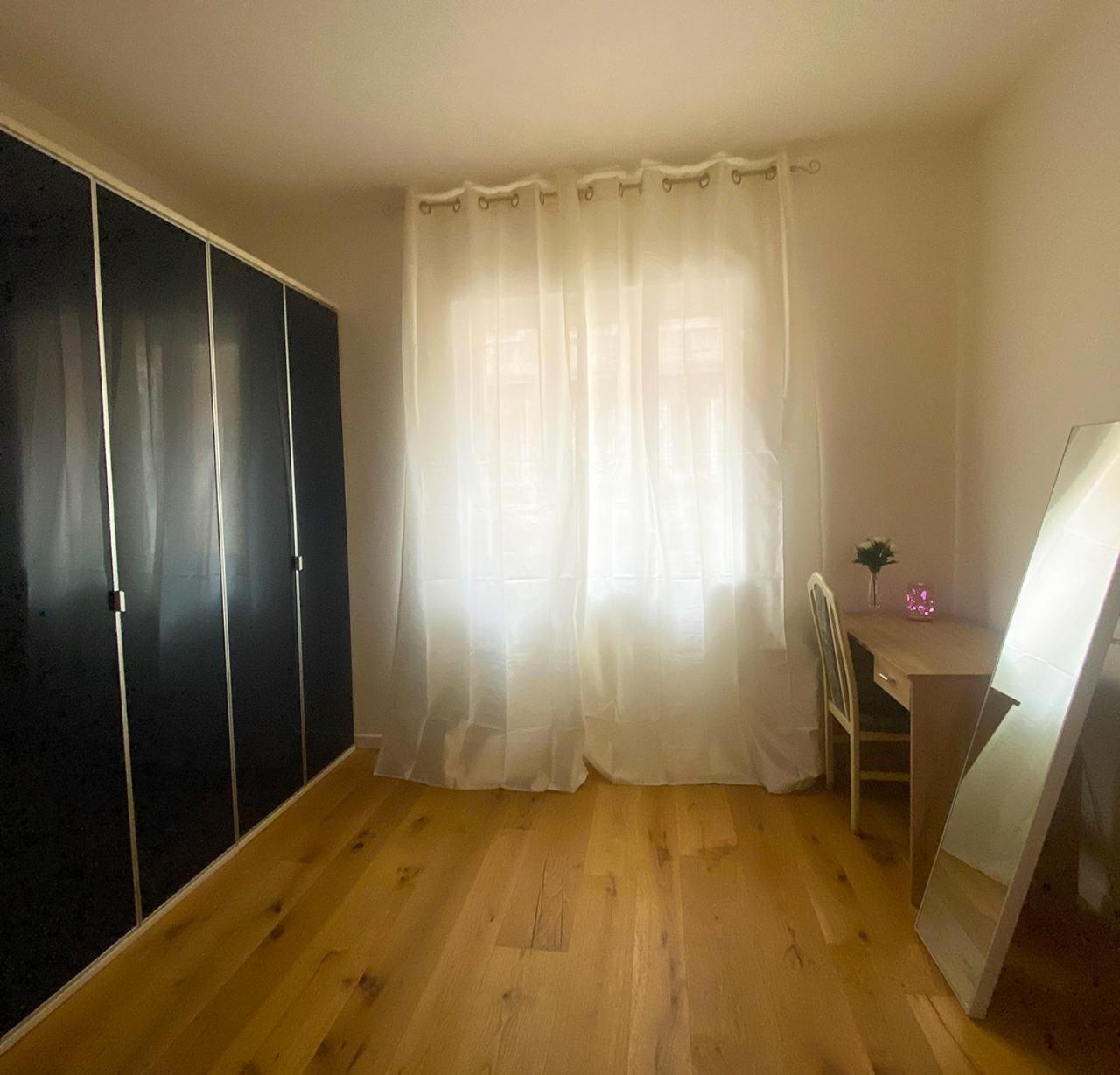 Blucavana, Casa Vacanze In Centro A Triëst Buitenkant foto
